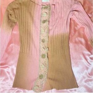 baby pink and brown slim fitting top <3
